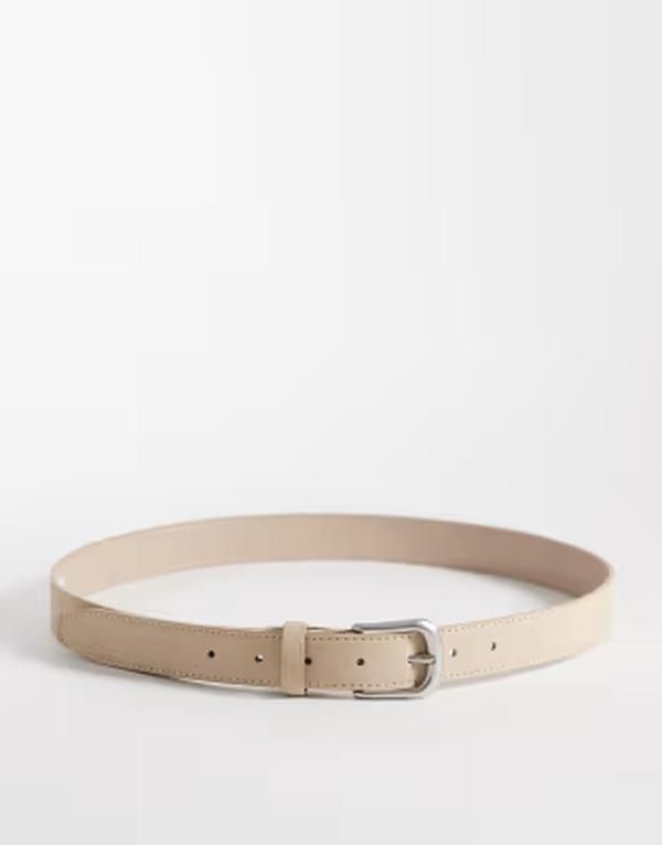 エイソス メンズ アクセサリー ベルト スエード ASOS DESIGN faux suede dressy single stud belt with roundedge brushed silvertone buckle in stone ストーン