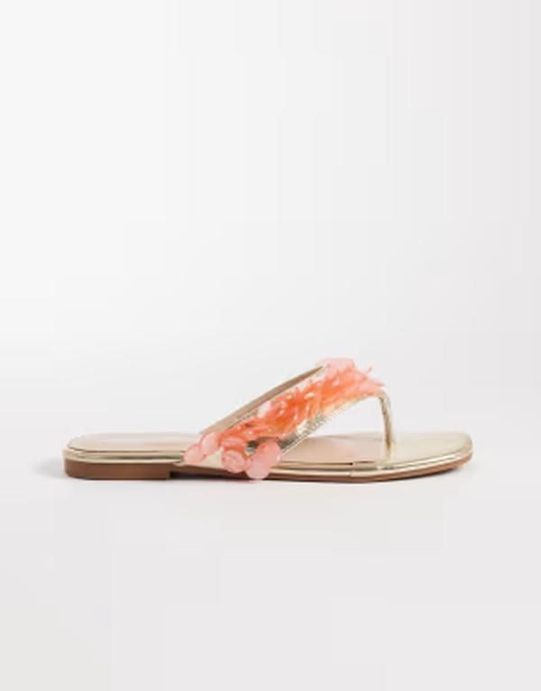 グラマラス レディース シューズ サンダル Glamorous flip flops with faux shells in coral コーラル