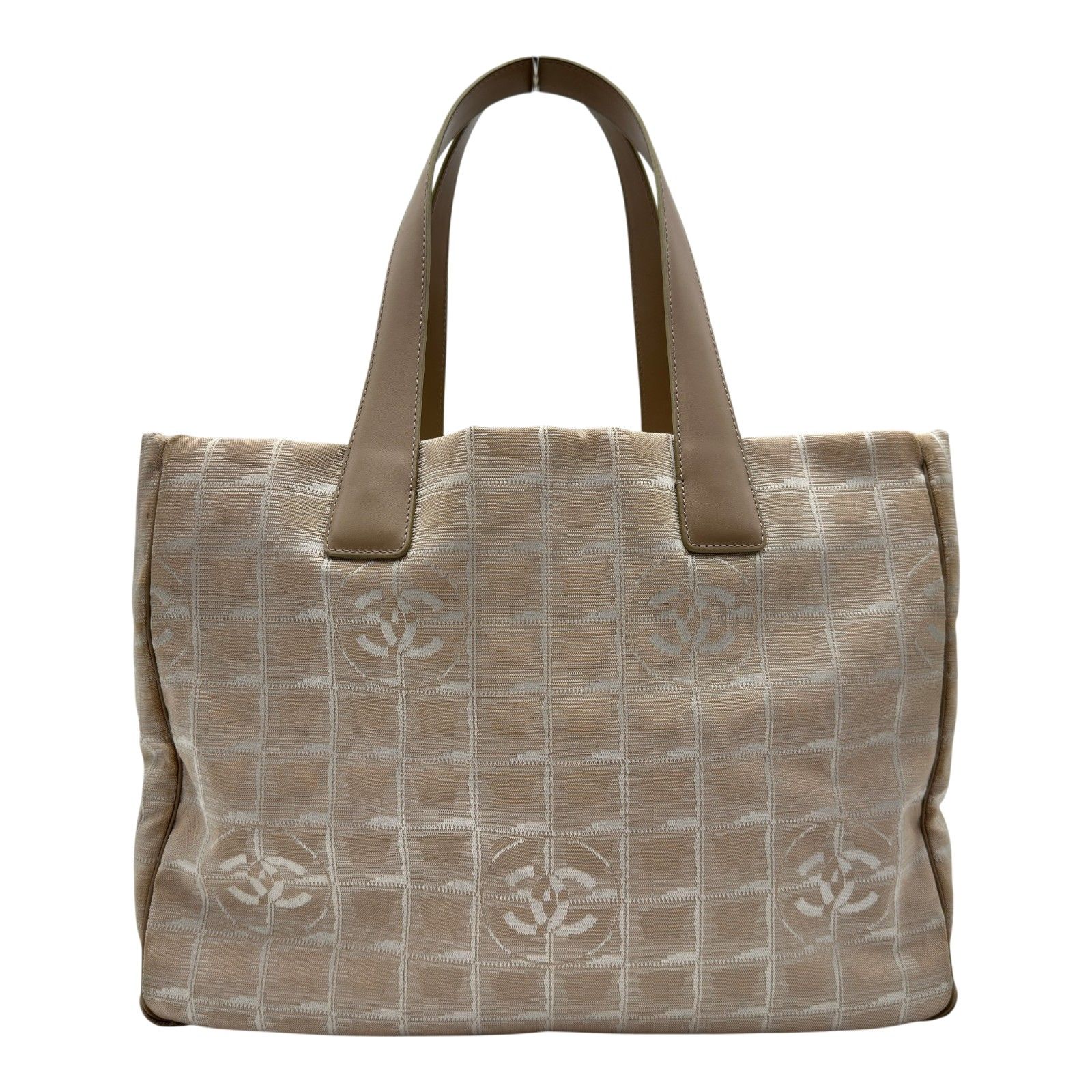シャネル CHANEL ニュートラベルライントートMM A15991 10番台 ベージュ ナイロンジャガード レディース トートバッグ