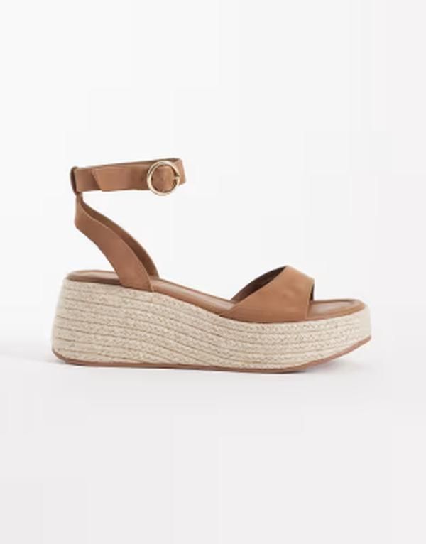 エイソス レディース シューズ サンダル スエード ASOS DESIGN Wide Fitana espadrille wedge sandals in sand suedette Sand サンド
