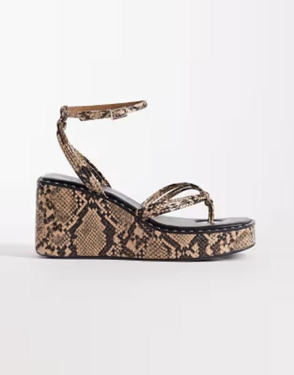 エイソス レディース シューズ サンダル ASOS DESIGN Thalia barely there toe thong wedges in snake