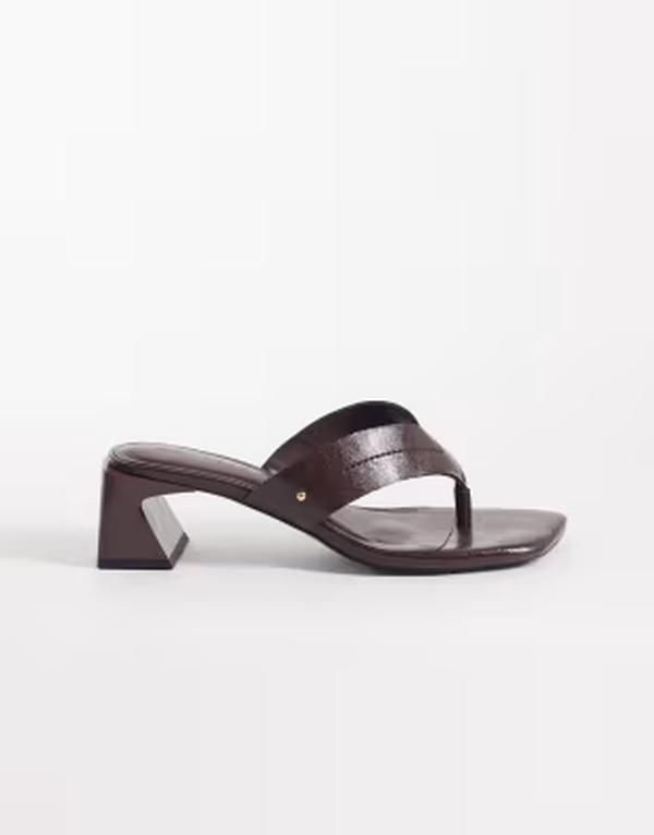 エイソス レディース シューズ サンダル ヒール ASOS DESIGN Honestoe thong block heeled sandals in chocolate チョコレート