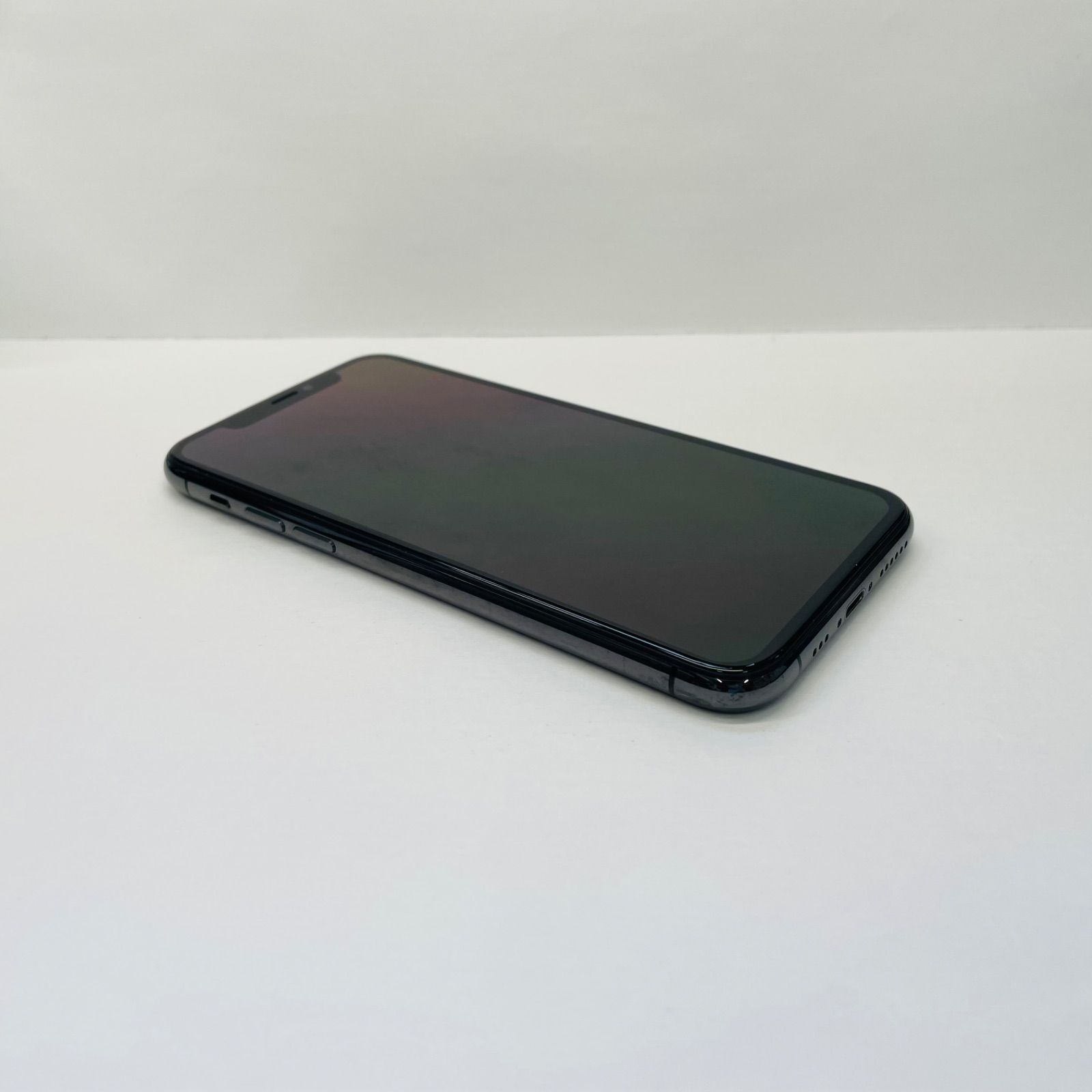 iPhone 11 Pro 256GB SIMフリー バッテリー100% - メルカリ