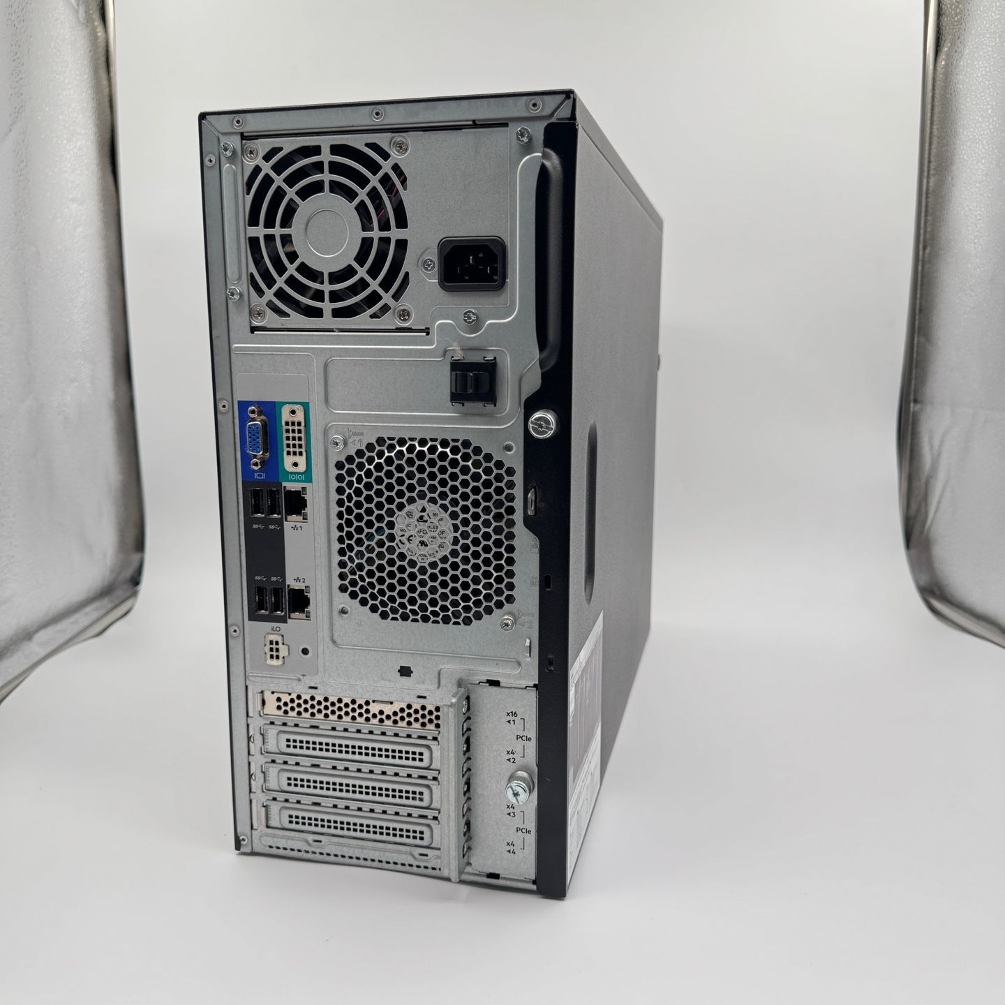 HPE ProLiant ML30 Gen10 Xeon E-2224 16GB 3TB サーバー - メルカリ