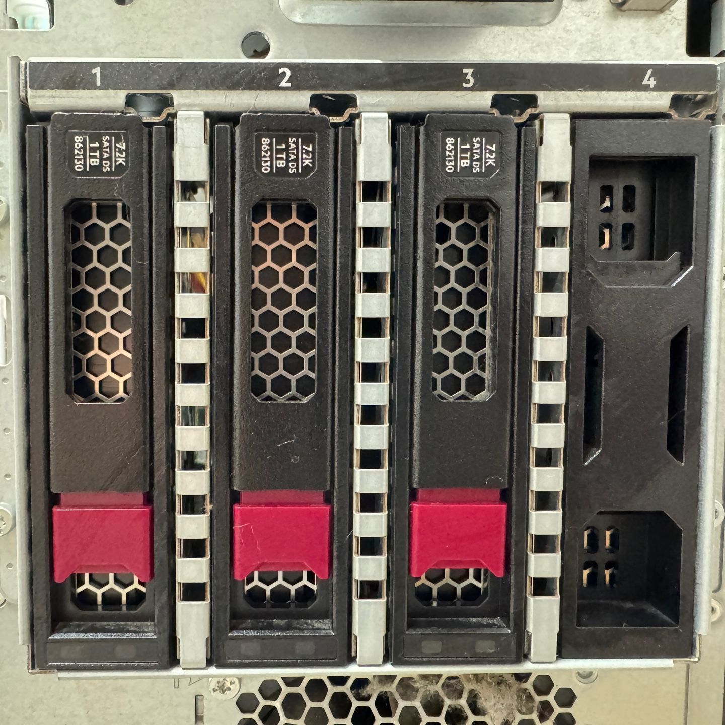 HPE ProLiant ML30 Gen10 Xeon E-2224 16GB 3TB サーバー - メルカリ