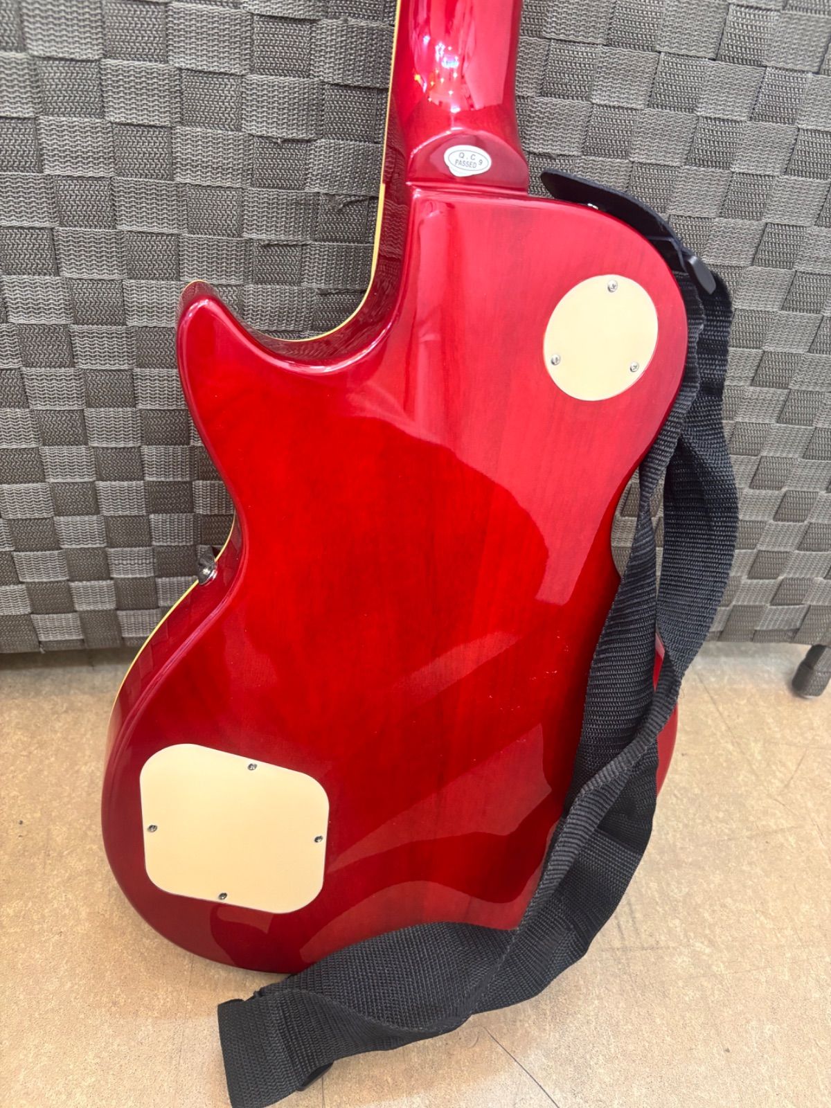◇Maison メイソン エレキギター レスポールタイプ サクラ楽器 