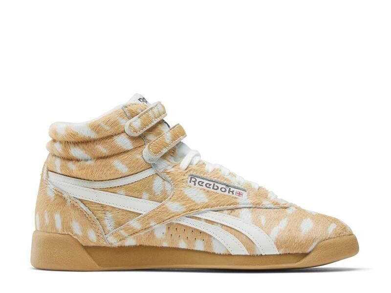 リーボック レディース シューズ スニーカー ReebokFreestyle HighTop Sneaker Womens BeigeWhite ホワイト