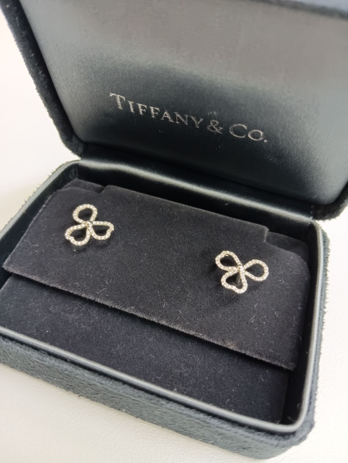 【Tiffany & Co.】ティファニー ペーパーフラワー ダイヤ ピアス Pt950 約3.7g 144,000円