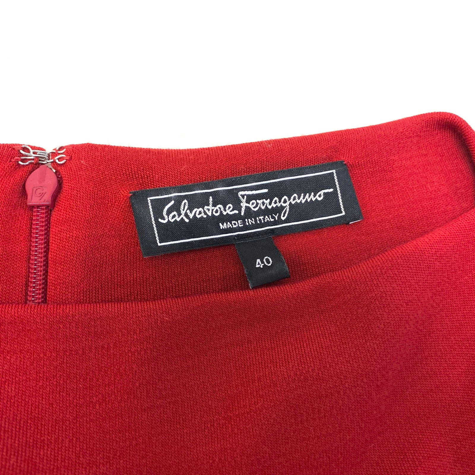 Ee27 Salvatore Ferragamo サルヴァトーレフェラガモ ボートネック 膝