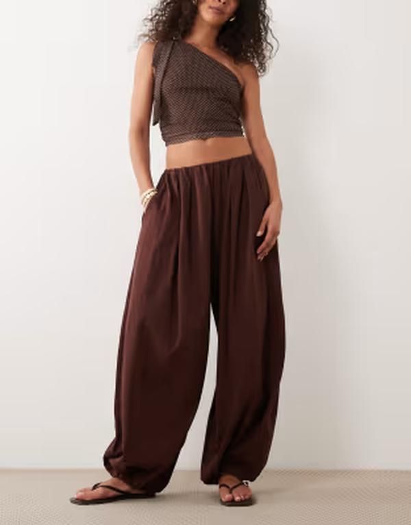 ミスセルフフリッジ レディース ボトムス カジュアルパンツ Misselfridge balloon pants in chocolate Black ブラック