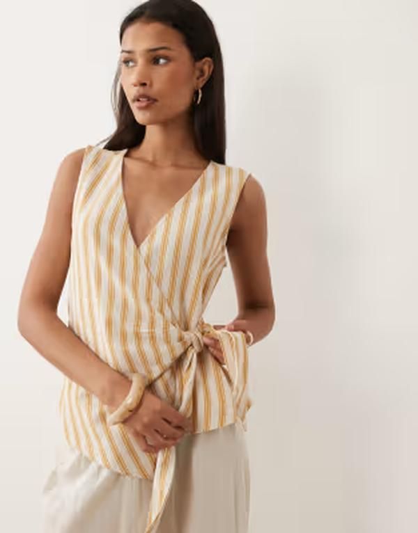 ヴィラ レディース トップス タンクトップ ノースリーブ リネン VILA linen mix tie front sleeveless top in amber gold stripe Amber Gold SNLM アンバー