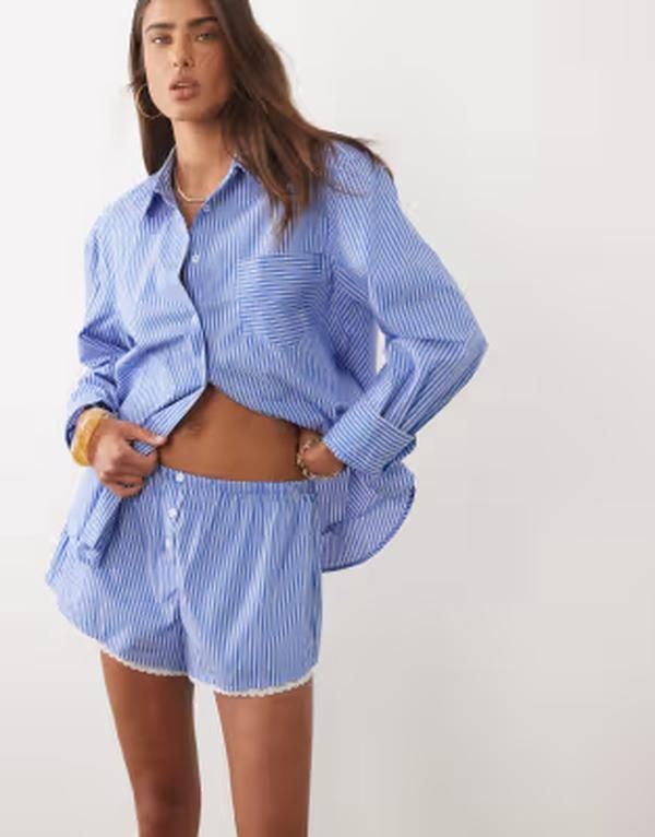 グッドアメリカン レディース ボトムス ハーフパンツ・ショーツ ショートパンツ レース Good American poplin lace trimmed boxer shorts and white stripes set BLUE ブルー