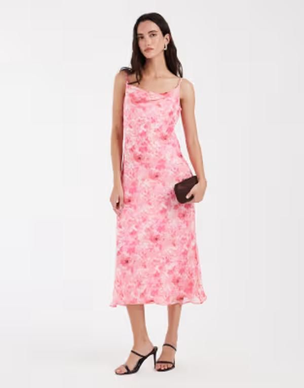 ヴェロモーダ レディース トップス ワンピース シフォン フラワー柄 プリント ミディ フラワー Vero Moda Smilla chiffon cowl neck camidi dress in tonal pink floral print Rose S