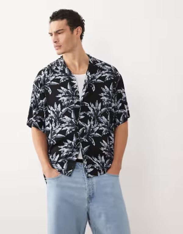 ジャック アンド ジョーンズ メンズ トップス シャツ プリント Jack Jones camp collar shirt with palm print Celestial Blue ブルー