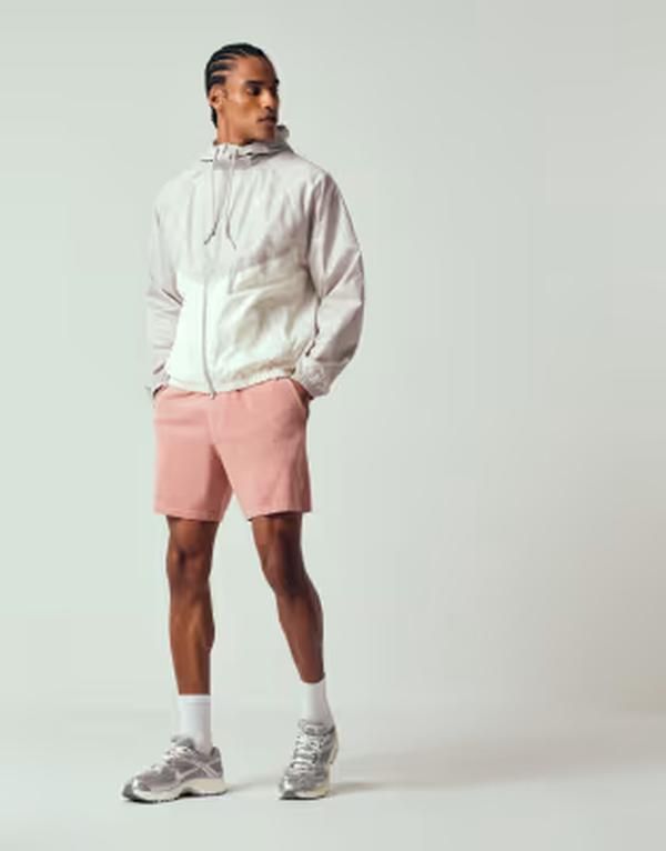 エイソス メンズ ボトムス ハーフパンツ・ショーツ ショートパンツ ジャージー ASOS DESIGN oversized jersey shorts with back pocket Brick dust ピンク