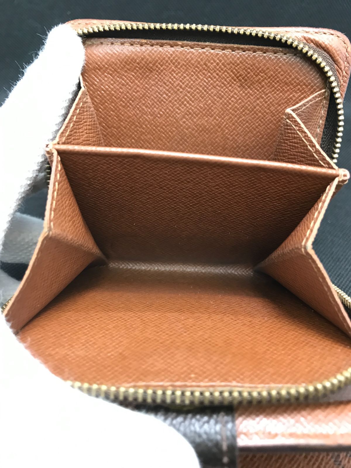 LOUIS VUITTON ルイヴィトン 二つ折り財布 コンパクトジップ