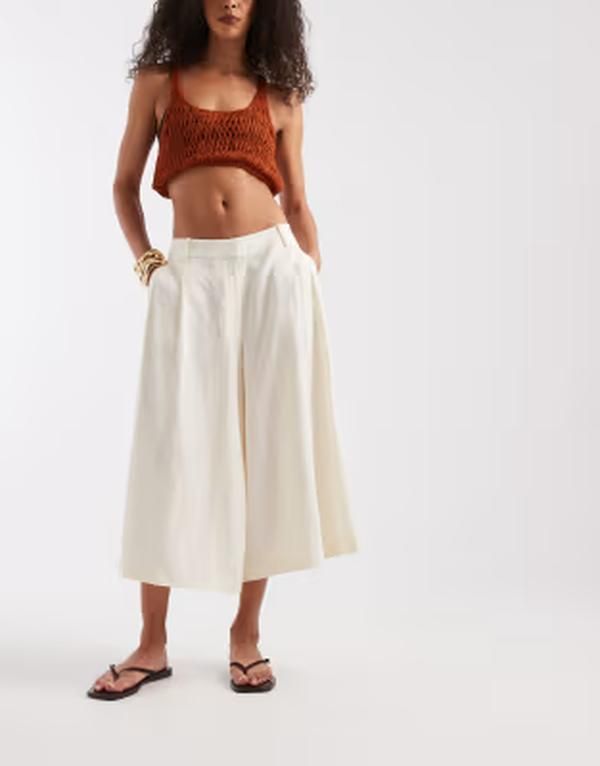 エイソス レディース ボトムス カジュアルパンツ リネン ASOS DESIGN tailored culotte pants with linen in cream クリーム