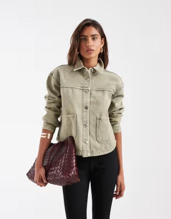ジェイディーワイ レディース アウター ジャケット・ブルゾン デニム JDY boxy denim jacket with front pockets in washed Kalamata デニム