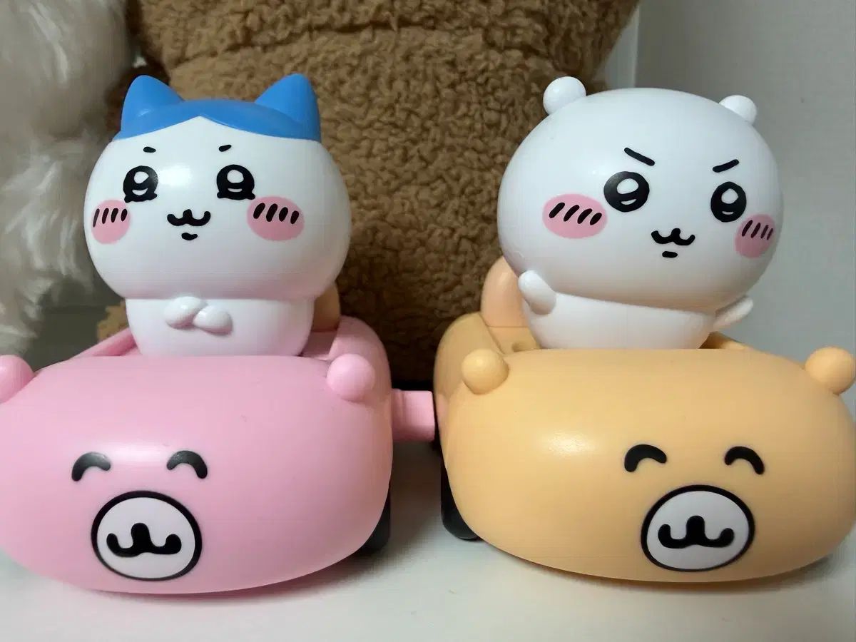 ちいかわ ハチワレ ぶんぶん フィギュア