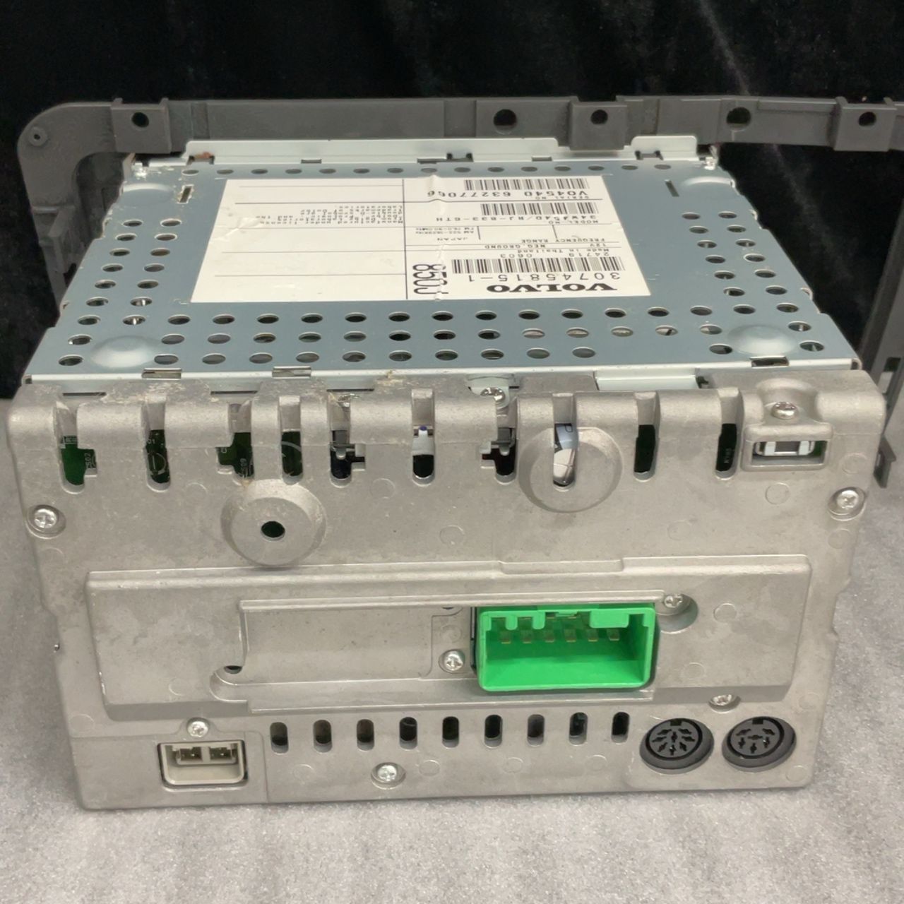 ボルボ純正 オーディオ HU-850 ※未通電 【中古品】 - メルカリ