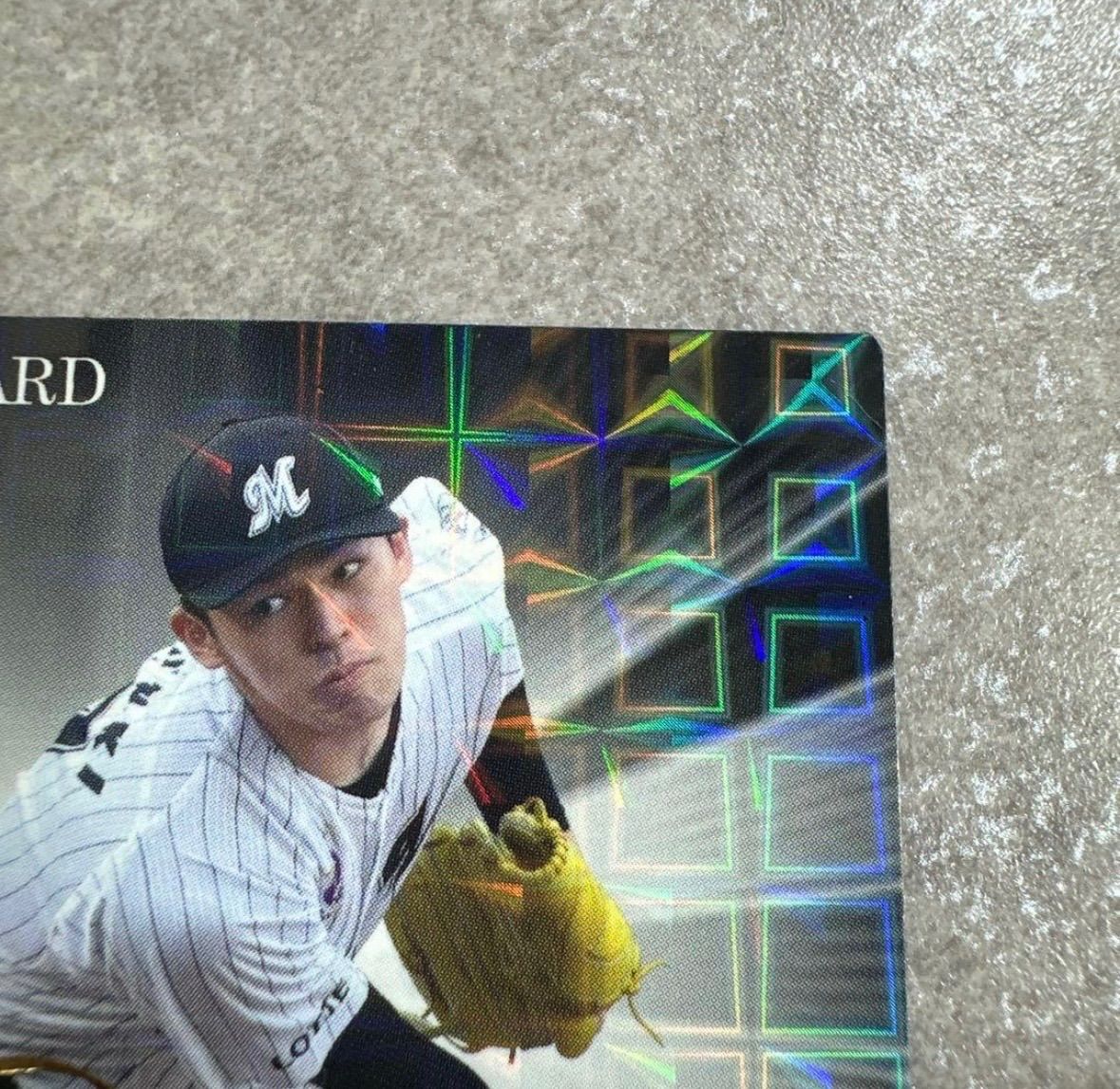 佐々木朗希 プロ野球チップス 2023 サイン入りカード スターカード