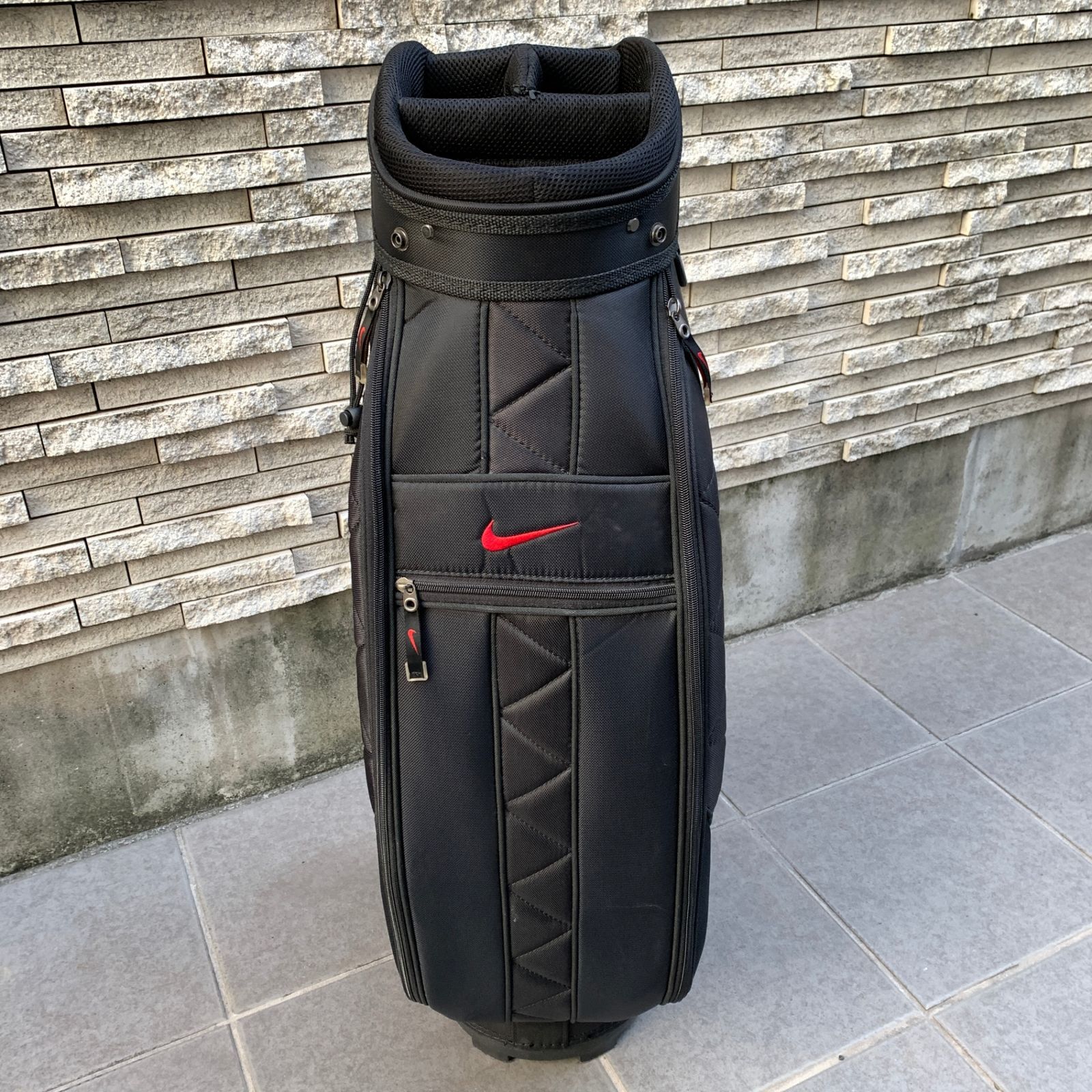 ◇NIKE キャディバッグ 黒×赤：C000682-017◇ - メルカリ