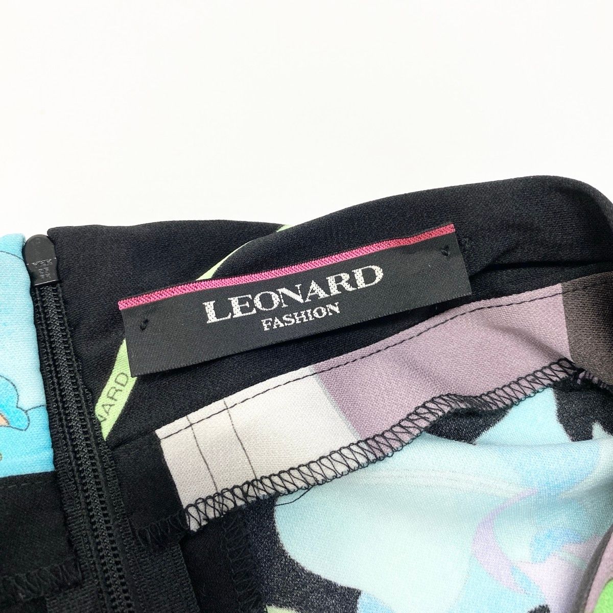 11e27【美品】 LEONARD FASHION レオナール ロングワンピース 美しい花