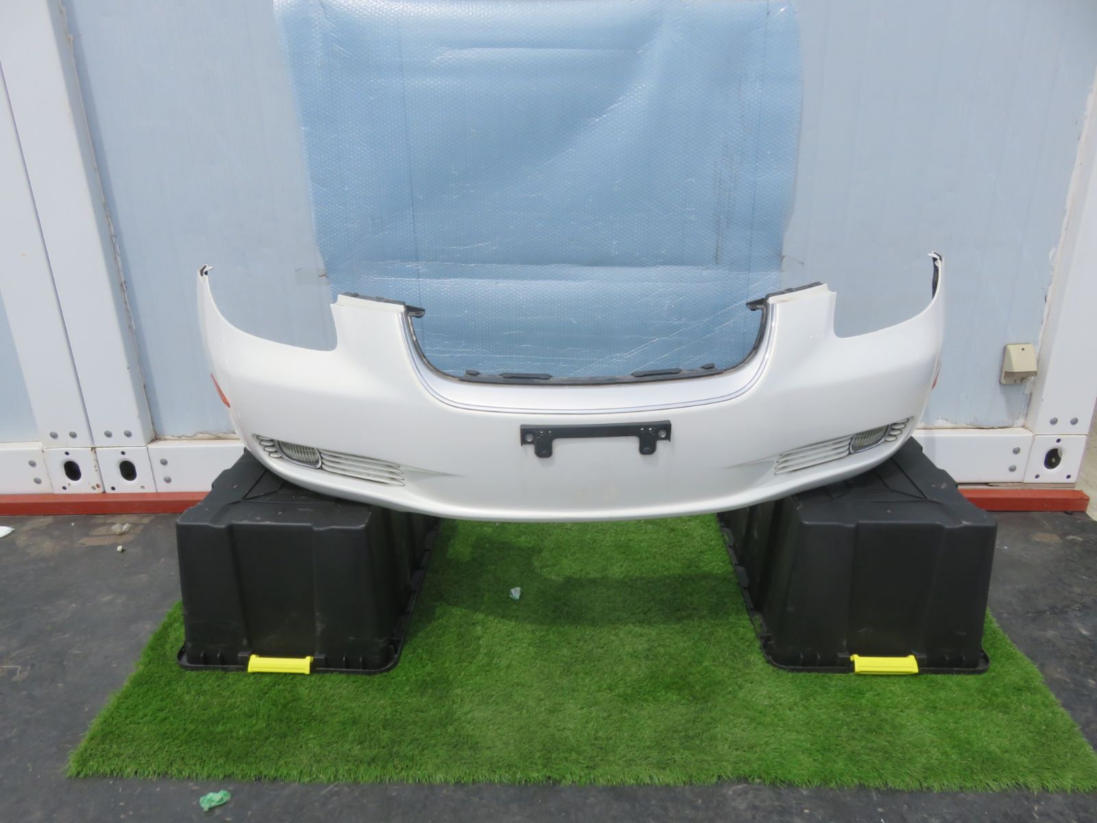 ★SFC6716/トヨタ純正 前期 ソアラ UZZ40 レクサス LEXUS SC430　フロントバンパー 065 ホワイトパール