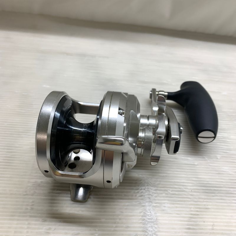 現状渡し品】 ベイトリール シマノ オシアジガー 2000NRHG 【134
