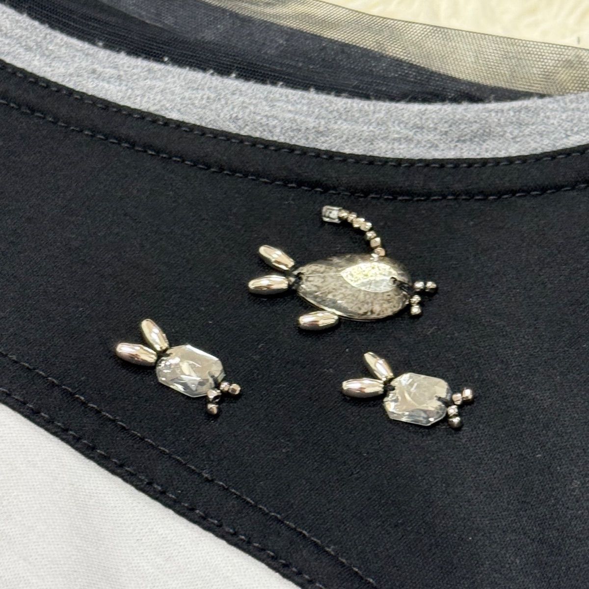 OLLEBOREBLA オレボレブラ 半袖カットソー 刺繍 ぶたさん 海モチーフ