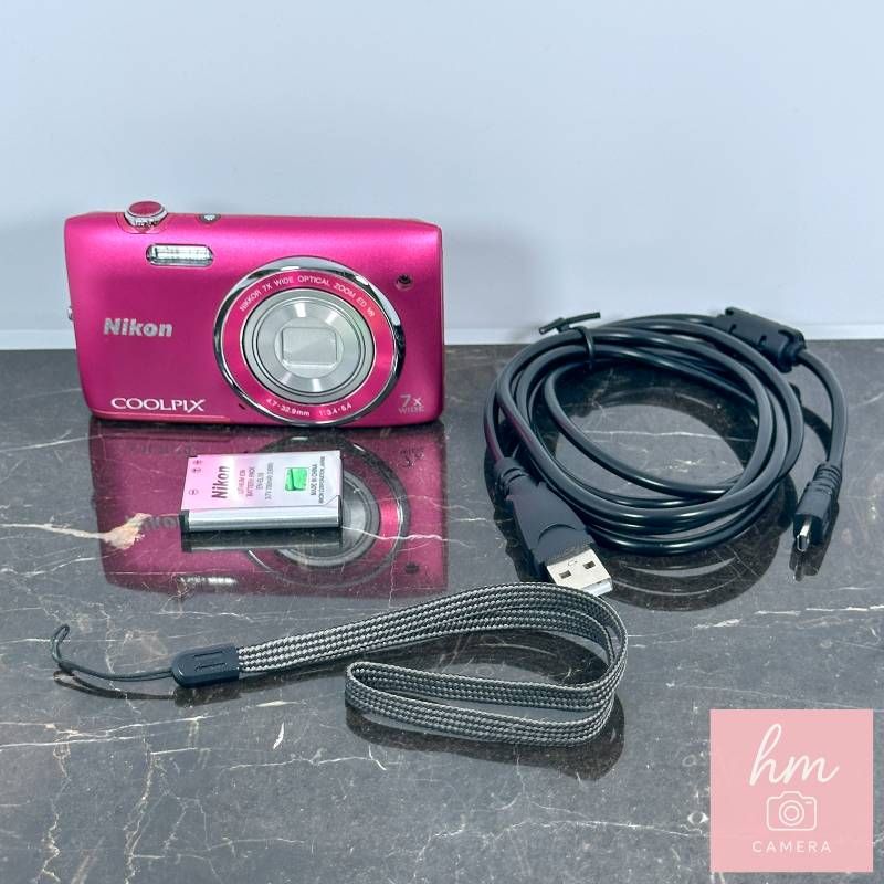 ニコン　COOLPIX　s3500 本体とバッテリー！動作品！ Nikon ニコン S3500 デジタルカメラ COOLPIX クールピクス 美品