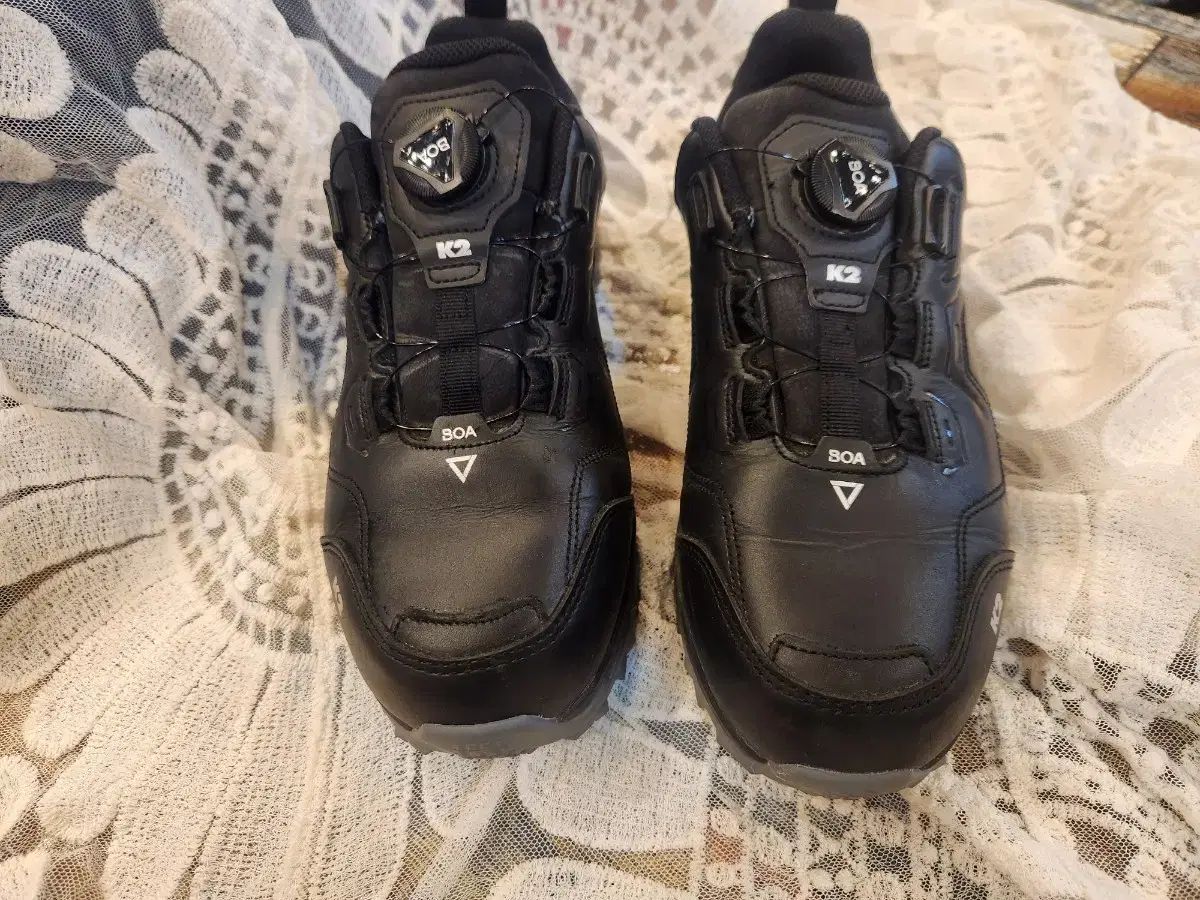 K2 BOA ダイアル ブラック サン(SAN) 登山靴