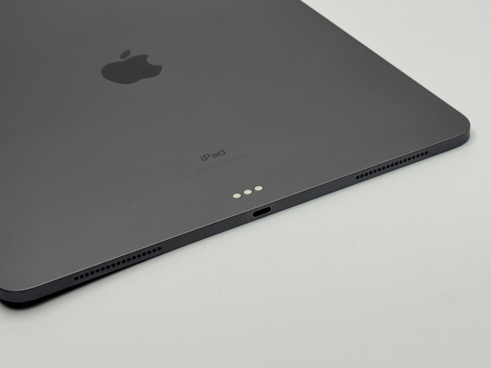 iPad Pro 12.9 第3世代 512GB 中古B スペースグレイ Wi-Fi - メルカリ