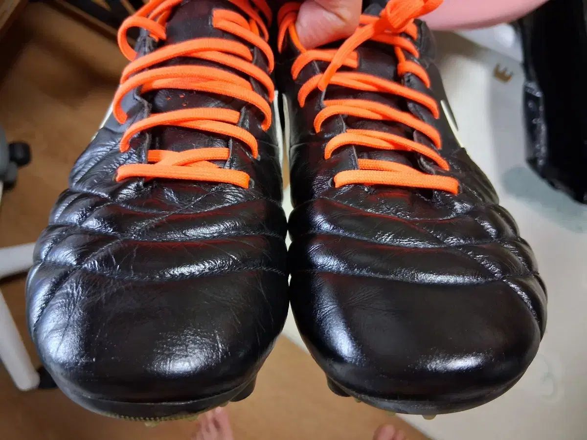 270 NIKE ティエンポ レジェンド 4 FG サッカーシューズ