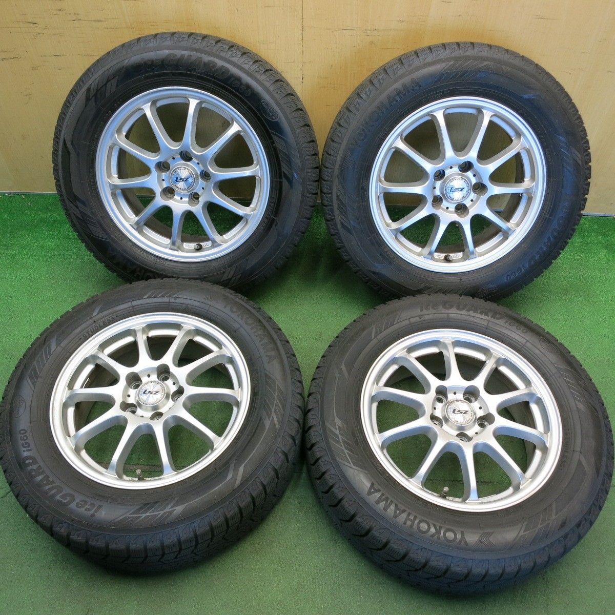 バリ溝！9分★スタッドレス 215/65R16 ヨコハマ アイスガード iG60 LSZ 社外 アルミ 16インチ PCD114.3/5H★6051710HAス