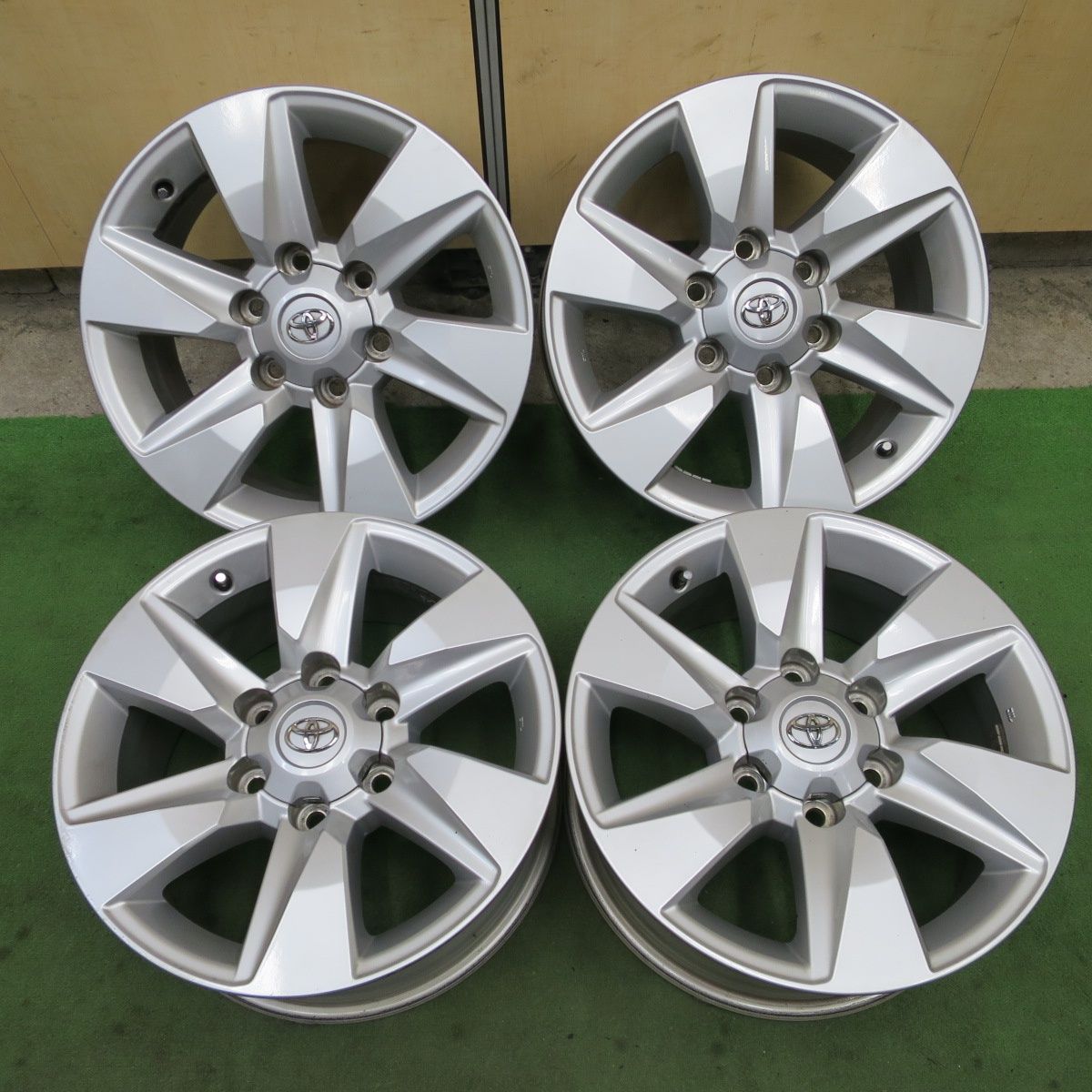 [送料無料] キレイ★トヨタ 150系 ランクル プラド 純正 ホイール 17インチ 17×7.5J PCD139.7/6H★6051905NGホ