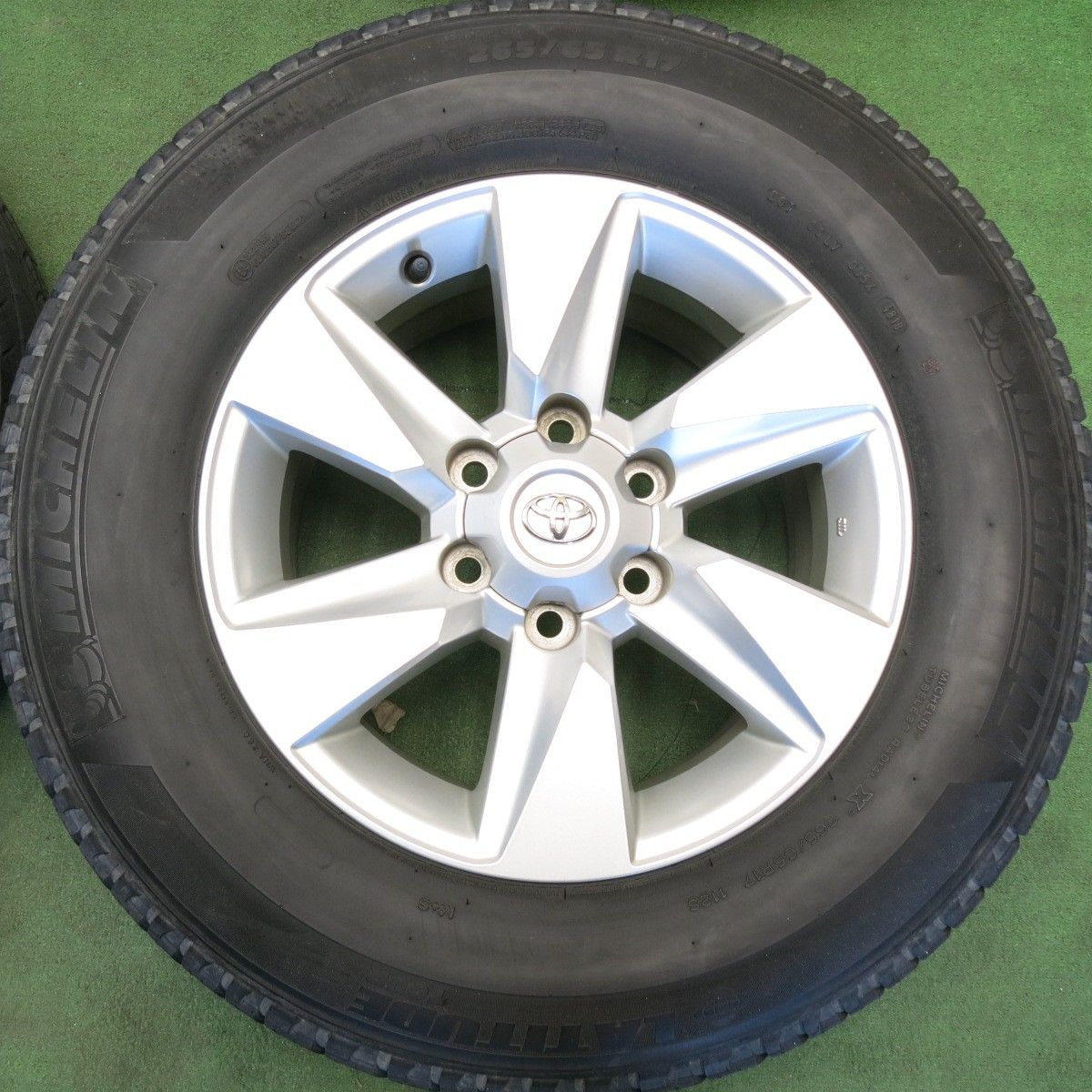 4本価格★トヨタ 150系 ランクル プラド 純正 265/65R17 ミシュラン LATITUDE TOUR 17インチ PCD139.7/6H★6051711HAノ