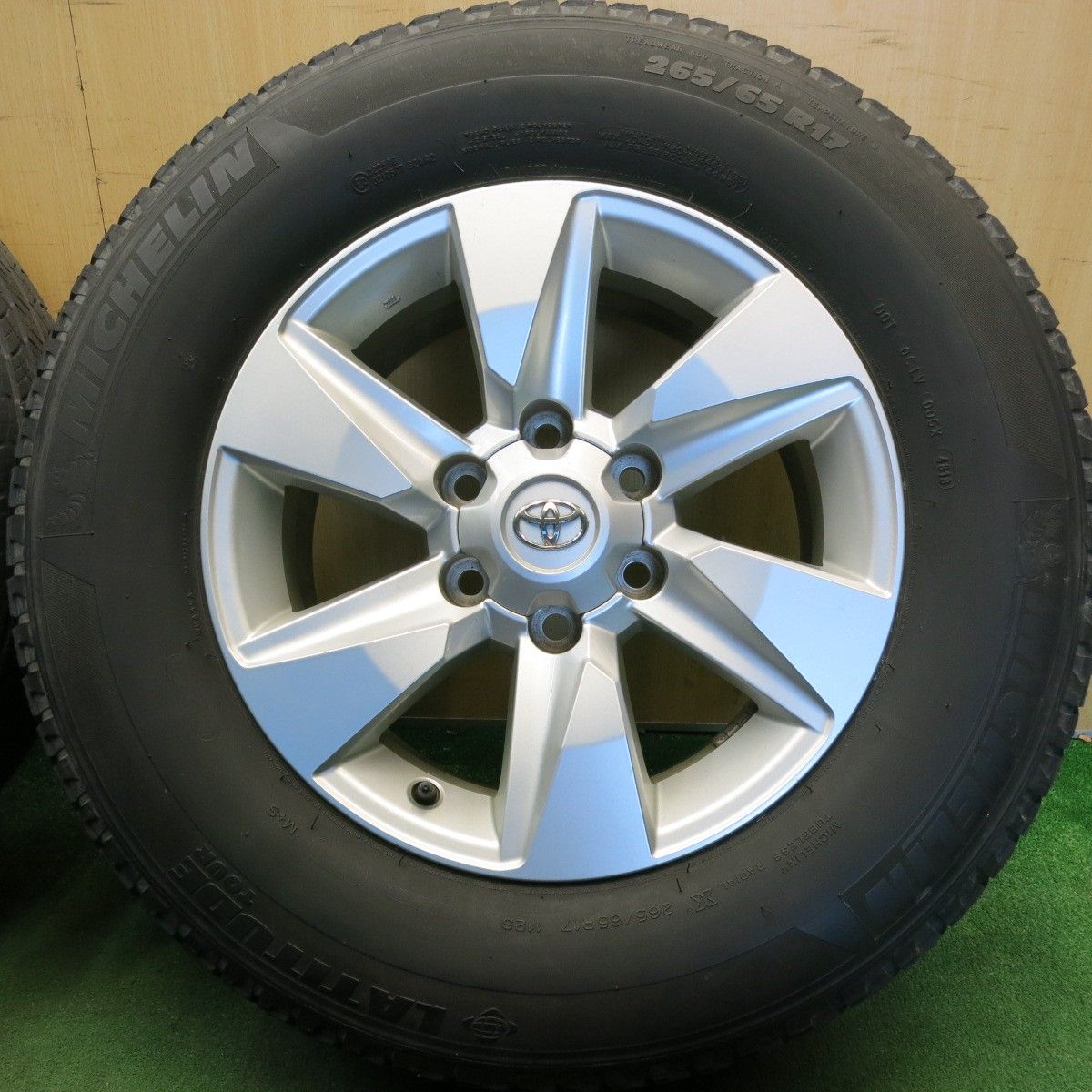 4本価格☆トヨタ 150系 ランクル プラド 純正 265/65R17 ミシュラン