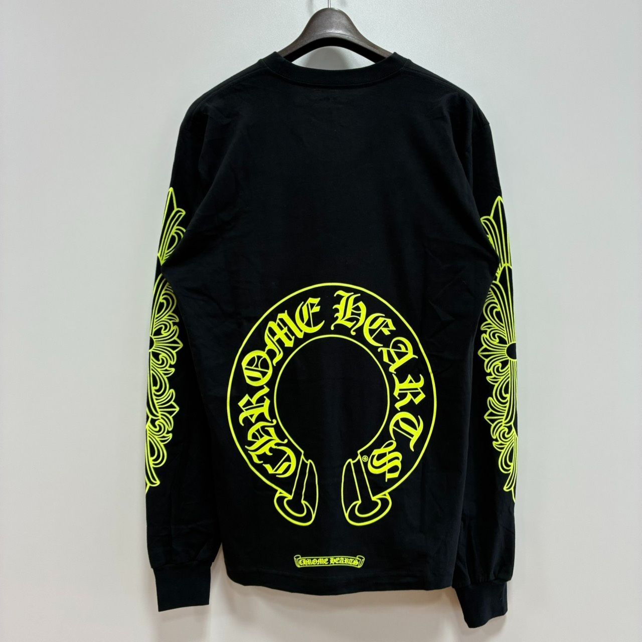 クロムハーツ ホースシュー 黒 ブラック 黄色 イエロー 長袖Tシャツ ロンT 新作 Mサイズ 新品未使用 2606