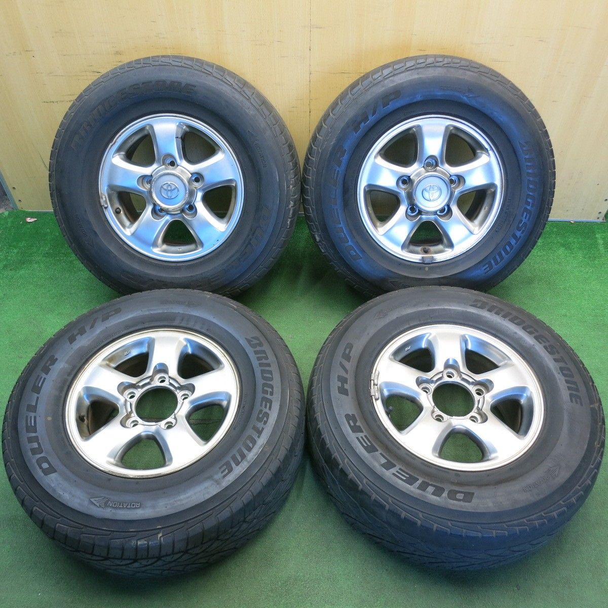 4本価格☆トヨタ ランクル 100 純正 275/70R16 ブリヂストン