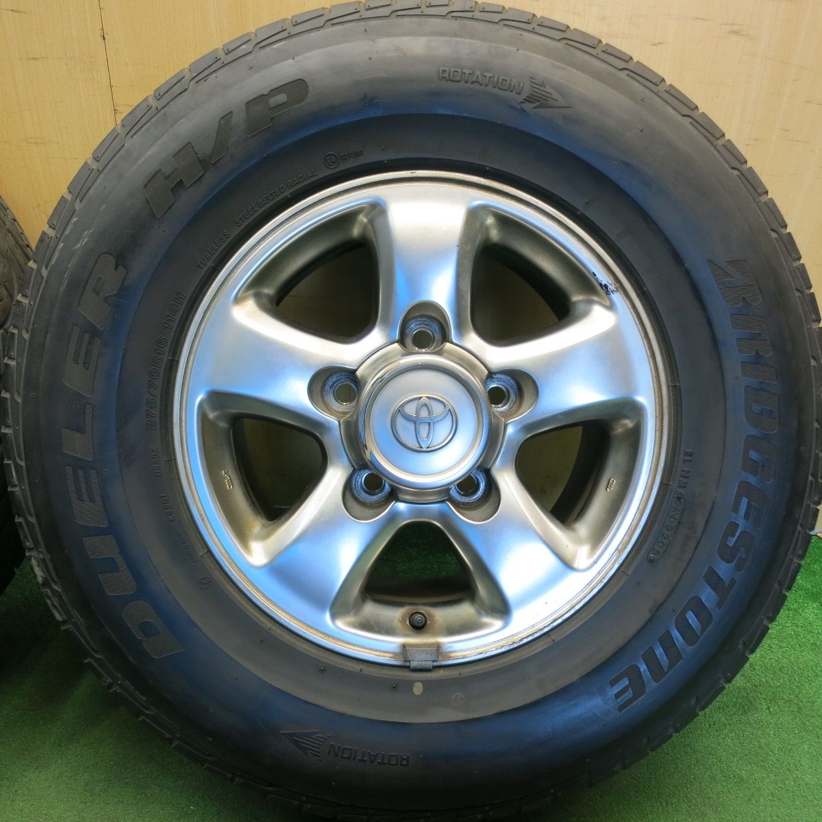 4本価格☆トヨタ ランクル 100 純正 275/70R16 ブリヂストン 