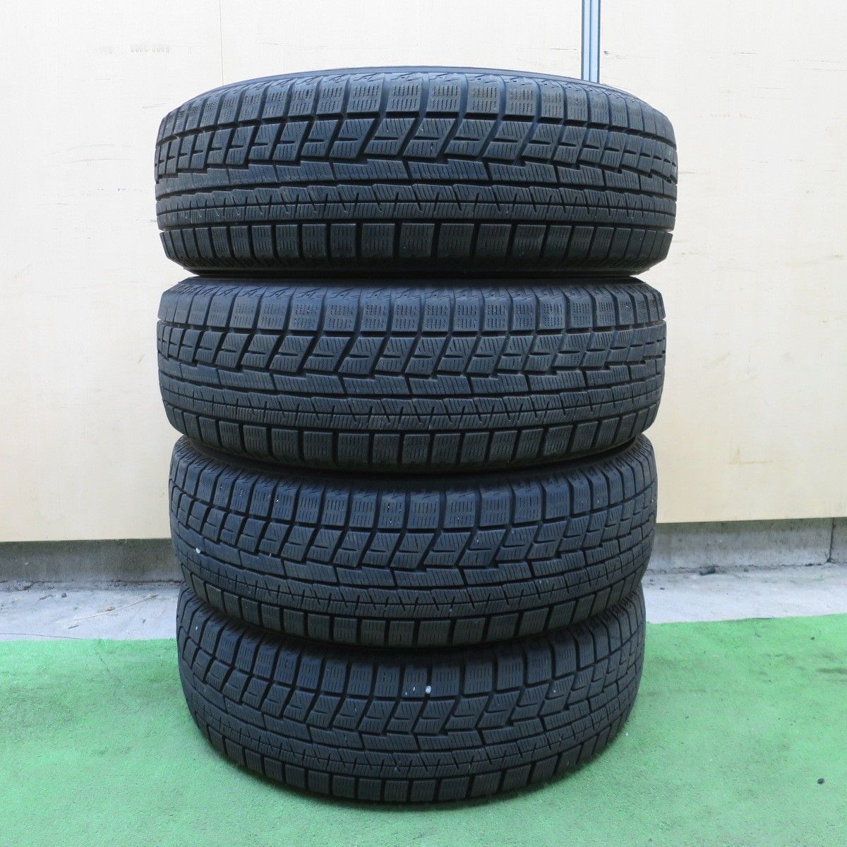 バリ溝!24年!8.5分★スタッドレス 185/65R15 ヨコハマ アイスガード iG60 タイヤ 15インチ ノート オーラ ティーダ デミオ マツダ2 フリード 等★6052001NGスタ