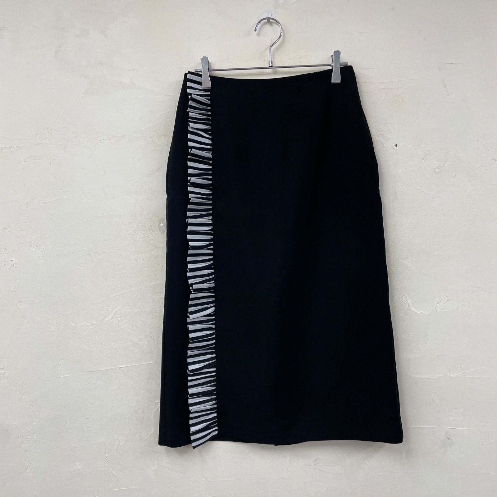 BORDERS at BALCONY ボーダーズアットバルコニー サイドフリルロングスカート ストレート バックファスナー スリット 裏地付 size38 ブラック ポリエステル