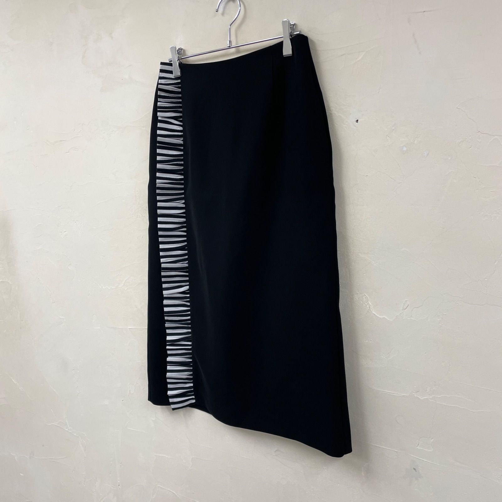 BORDERS at BALCONY ボーダーズアットバルコニー サイドフリルロングスカート ストレート バックファスナー スリット 裏地付 size38 ブラック ポリエステル