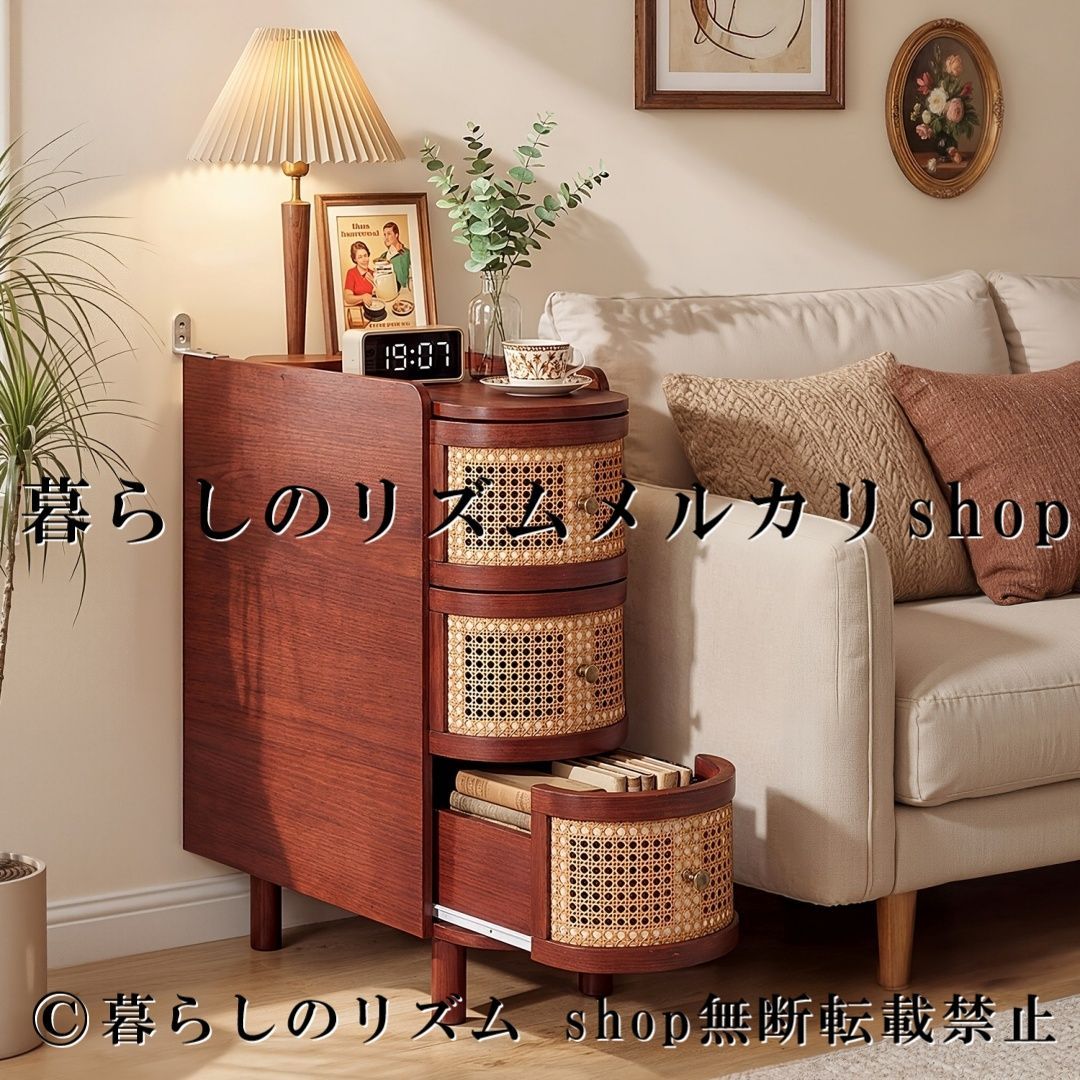 引き出し 3段 ナイトテーブル 木製脚 ベッドサイドテーブル 収納ラック 丸角デザイン コンパクト キャビネット サイドチェスト 韓国風 インテリア 寝室収納 リビング収納 木目調 天然風 おしゃれ モダン ナチュラル 高級感 小物収納 ソファ横収納