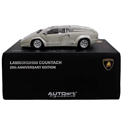 シグネチャーシリーズ 1/18 ランボルギーニ カウンタック 25thアニバーサリー (シルバー) 完成品 ミニカー(74536) AUTOart(オートアート)
