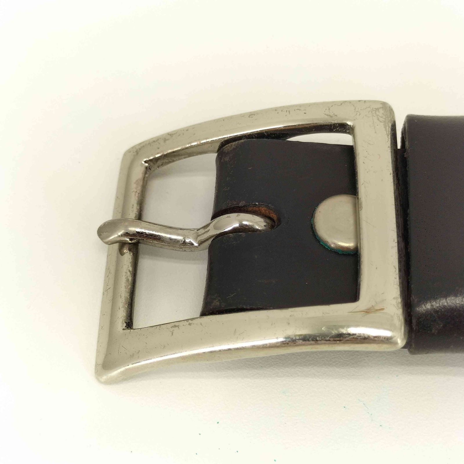 ウルフズヘッド WOLFS HEAD スタッズレザーベルト メンズ 32 - メルカリ