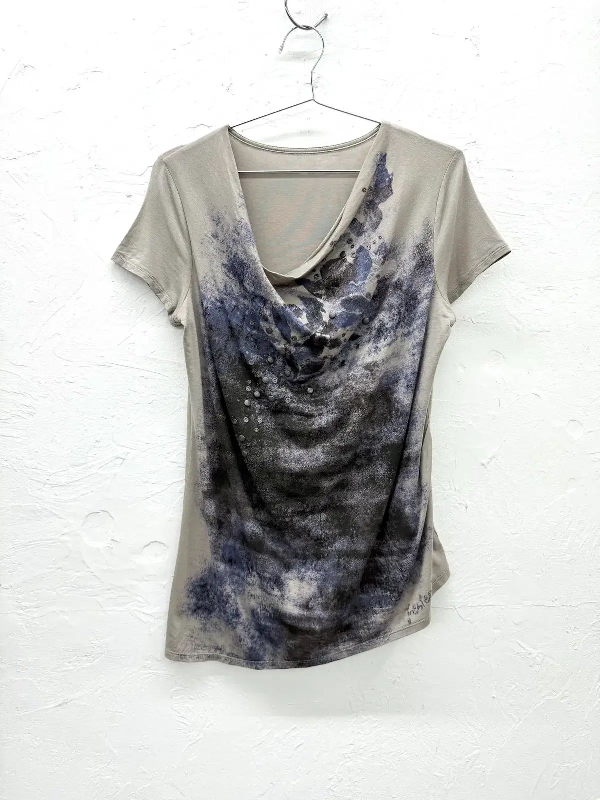 festenir アシメントリー ドレープ HOT Face the Sun 픽스 Tシャツ