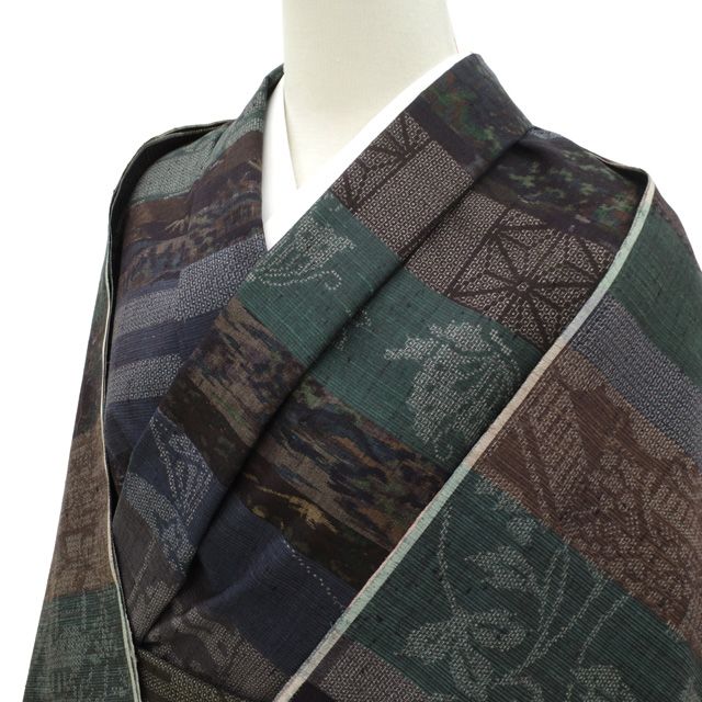 新古品】 紬 着物 着尺 反物 正絹 未使用 小千谷紬 手織り 段柄 つなぎ