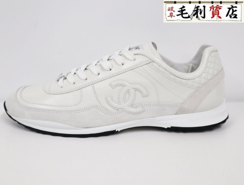 シャネル CHANEL 25K G46867 ココマーク マトラッセ ローカット スニーカー ホワイト サイズ42 メンズ 極上美品 靴